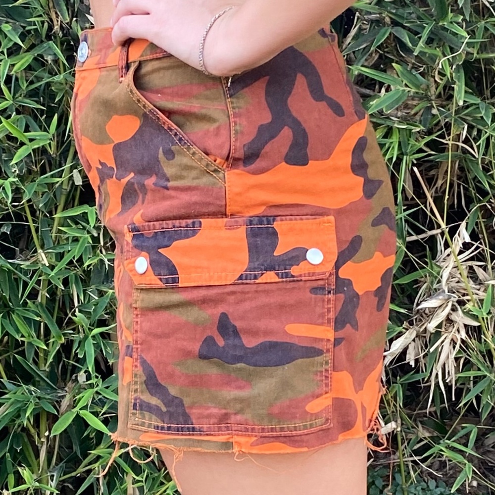 BDG Urban Outfitters camo skirt M - Picture 2 of 4